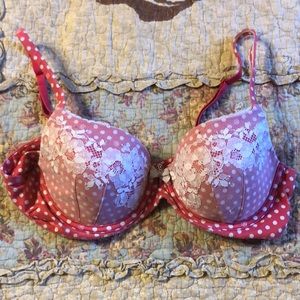 Victoria’s Secret bra